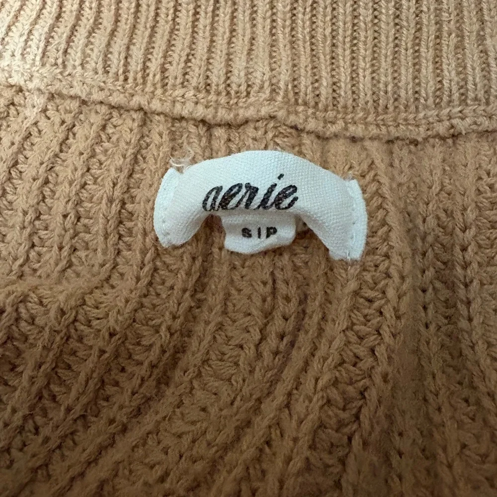 🤎American eagle oversized light brown quarter zip Sweater - Picture 3 of 7